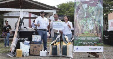 ASBAMA entregó insumos y equipos a productores de plátano y banano de La Guajira